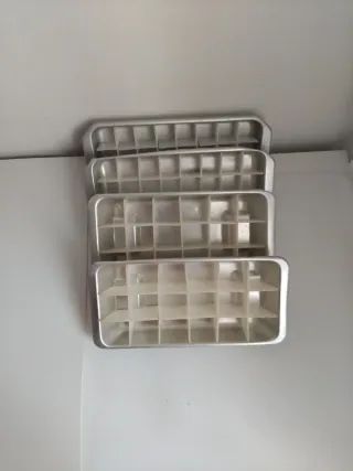 Cubiteras Aluminio Vintage x4 24x11.5 25.5x10.5