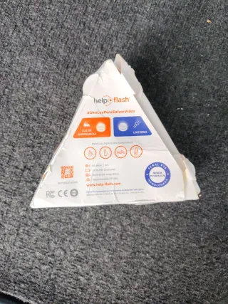 Baliza V16 y linterna Help Flash, 2 EN 1, sin usar