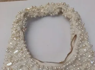 Bolso Zara perlas blanco y dorado