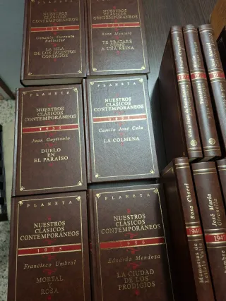 Colección libros" Nuestros Clásicos Contemporaneos