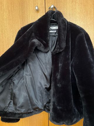 Abrigo pelo Mango negro Talla M
