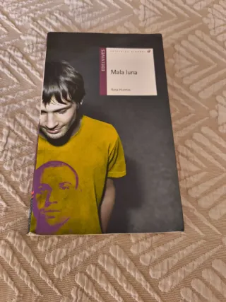 Mala luna (Alandar) (Spanish Edition)