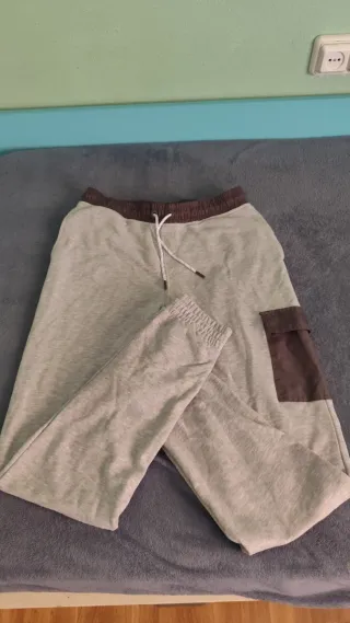 Pantalón largo niño gris y marrón