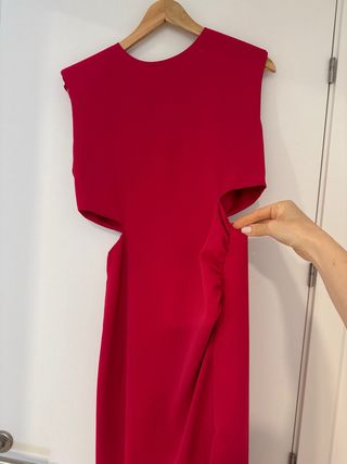 Vestido rojo con aberturas