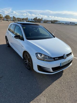 Volkswagen Golf 2014