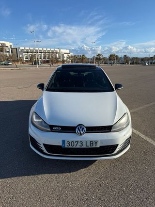 Volkswagen Golf 2014
