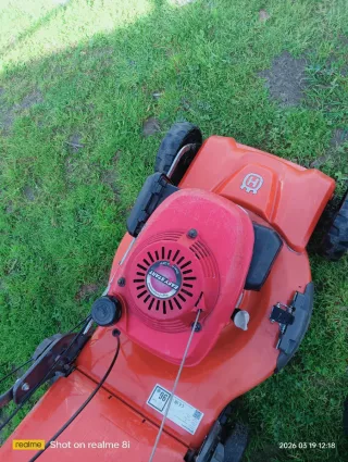 Cortacésped Husqvarna motor Honda