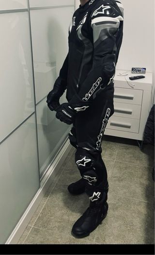 Mono Alpinestars Talla M (50) (NUEVO).