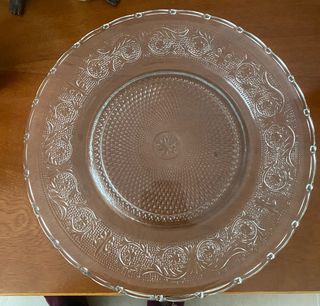 Plato bajo o centro de mesa de cristal