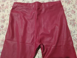 Pantalones elásticos ajustados
