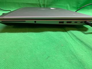 PC  HP ZBOOK 15" G6 i7 9a 2.60 GHz/256 SSD/32 RAM