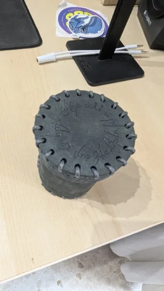 Vaso y dados El Señor de los Anillos