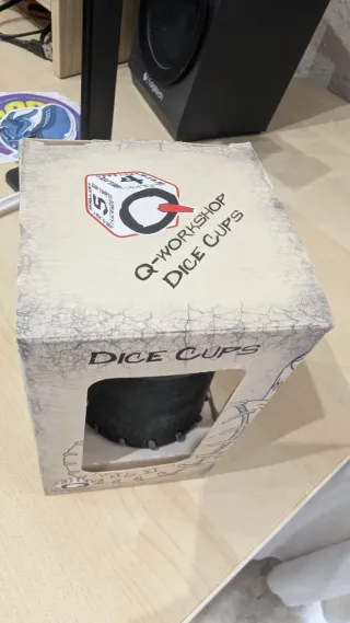 Vaso y dados El Señor de los Anillos