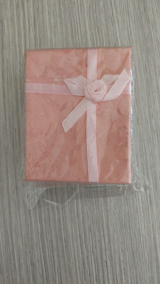 Orologio da polso con pietre viola