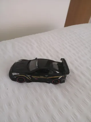 Nissan GTR R35 Coche de Juguete 1:32
