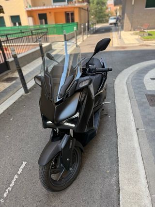 Yamaha XMAX 125 Tech 2024