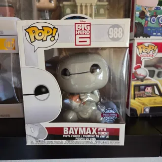 Funko Pop 988 Baymax con Mochi