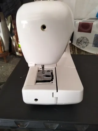 Máquina de coser Saivod Superstar 206