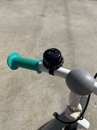 Bicicleta de equilibrio infantil