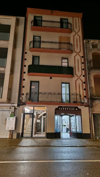 Forn de llenya, local de lloguer