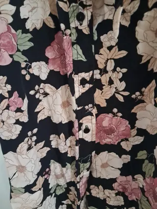 Vestido bajo floral negro Mango Talla S