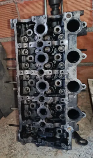 Culata DW10 Ford Peugeot Citroen 2.0 tdci