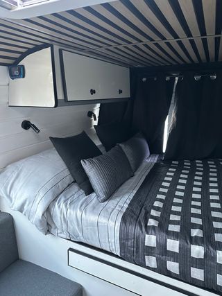 Camper Van equipada