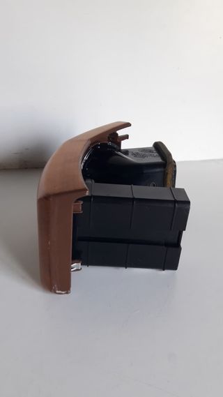 REJILLA EXTERIOR LADO DERECHO - LAND ROVER Discove