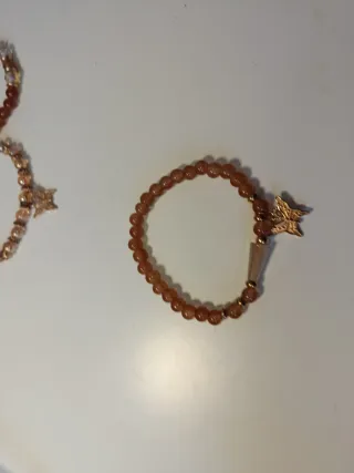 Pulseras con dijes de mariposa