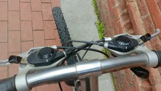 Bicicleta Montaña/Ciudad BH Negra