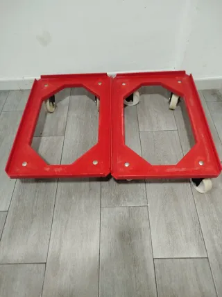 Carro plataforma rodante rojo