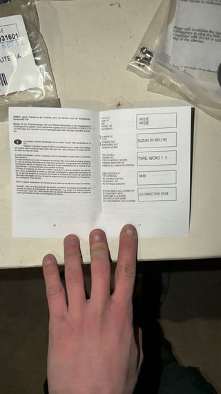 Scarico LeoVince Carbonio Suzuki SV650