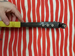 Remachadora manual BAMP