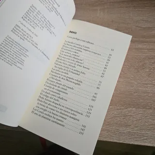 Libro La familia Cortés: manual de la vieja urbani