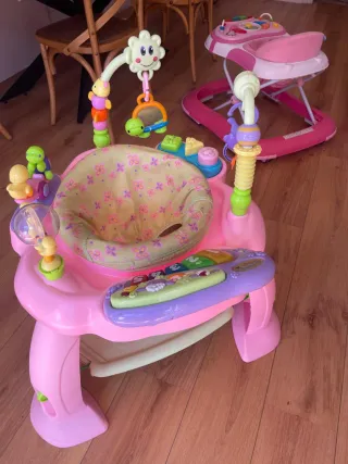 Saltador para bebé niña