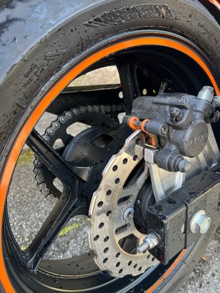 2008 38.000km (25kW de fábrica)