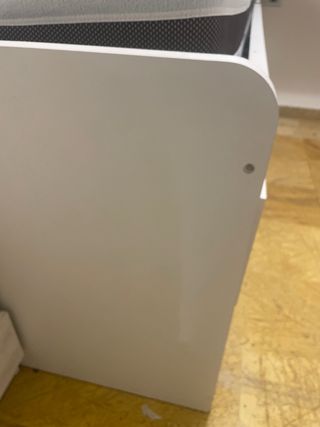 Cama con escritorio y colchón