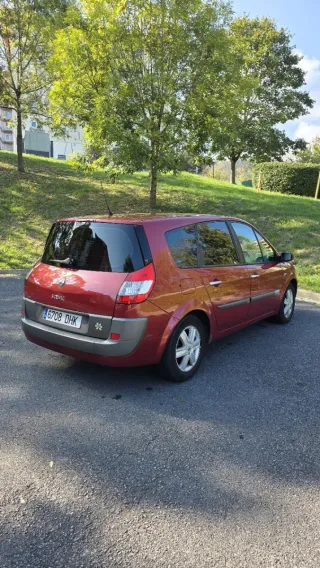 Renault Grand Scenic 2005