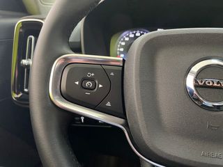 Volvo XC40 Momentum Pro T3 1.5 163CV Auto EL TOP!!