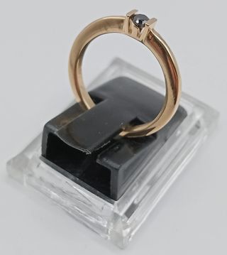 Anillo Solitario de oro 18k, 3,16gr, Ref. O-381.