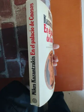 LIBRO: En el palacio de Gnosos. Nikos Kazantzakis.
