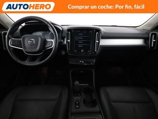 Volvo XC40 2.0 T4 Momentum 2WD
