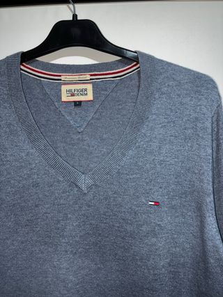 Jersey Tommy Hilfiger Cuello Pico Gris