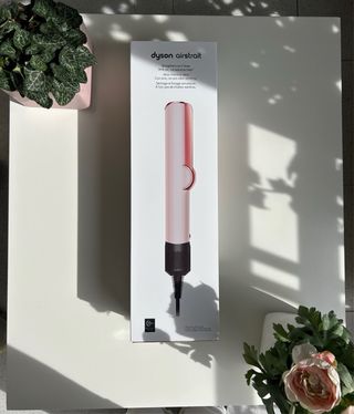 Dyson Airstrait edizione rosa