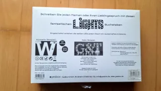 Letra V Decorativa LED Branca