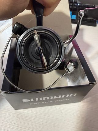 Carrete Shimano Catana FE 2500 HG
