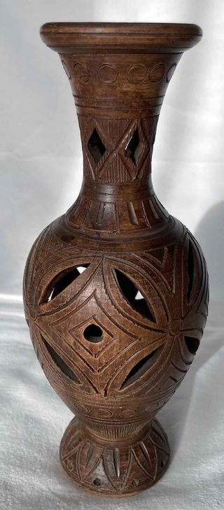 Vasi Deruta R. Rolli in legno intagliato