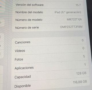 iPad 6ª Gen 128GB + Teclado Logitech