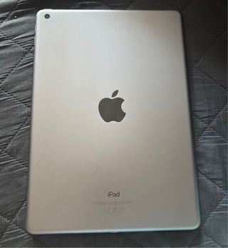 iPad 6ª Gen 128GB + Teclado Logitech