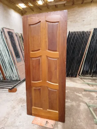 Puerta de interior  masisas 63, 73, 83.